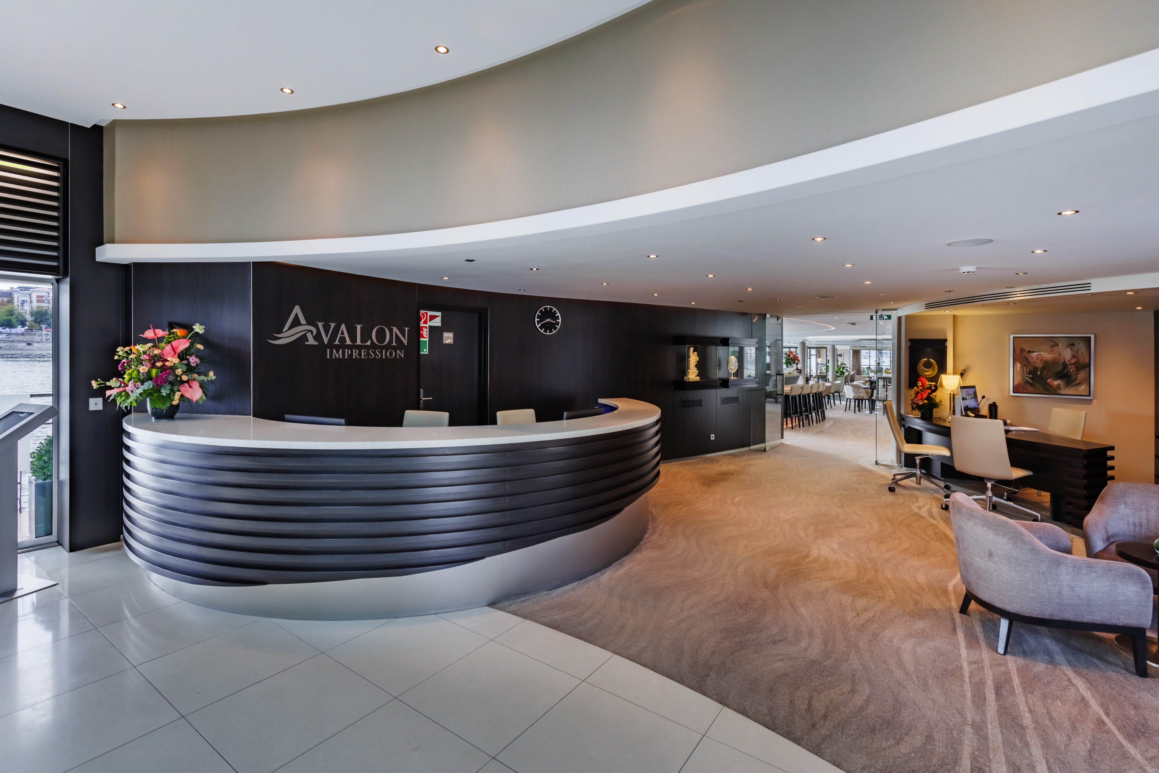 Avalon Impression - Reception